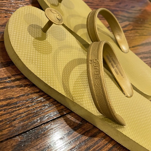 Gurus Gold Eco Friendly Natural Rubber Sandals - Picture 2 of 6